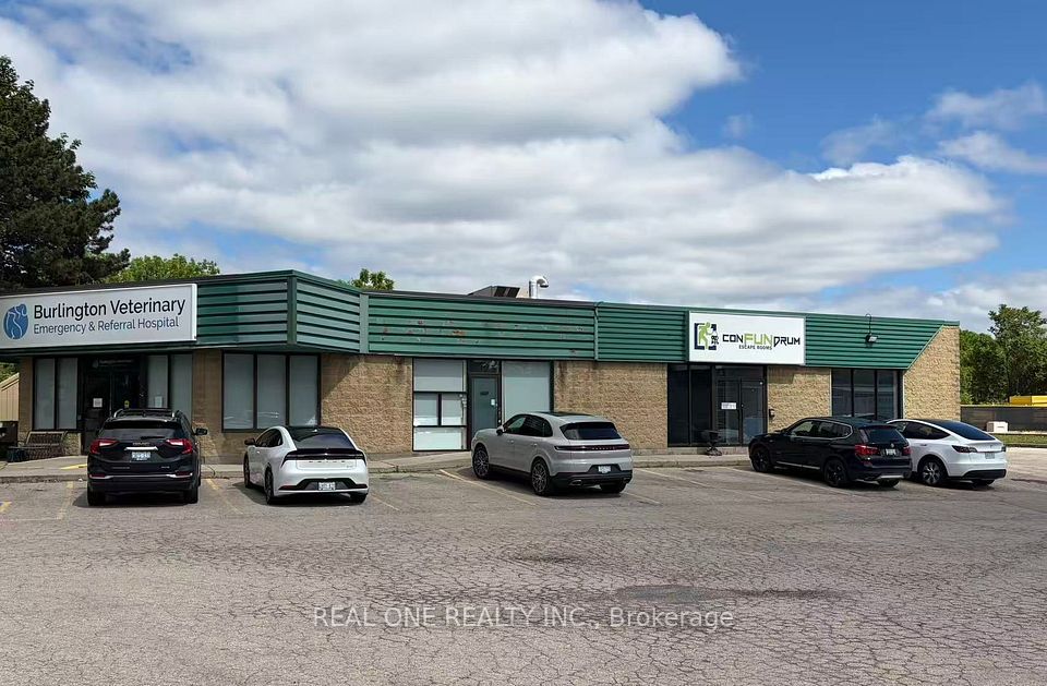 775 Woodview Road 102, Burlington, ON L7N 3S1