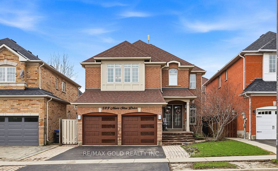 733 Novo Star Drive, Mississauga, ON L5W 1C7 at 733 Novo Star Drive, Mississauga, ON L5W 1C7, Mississauga, ON, L5W 1C7