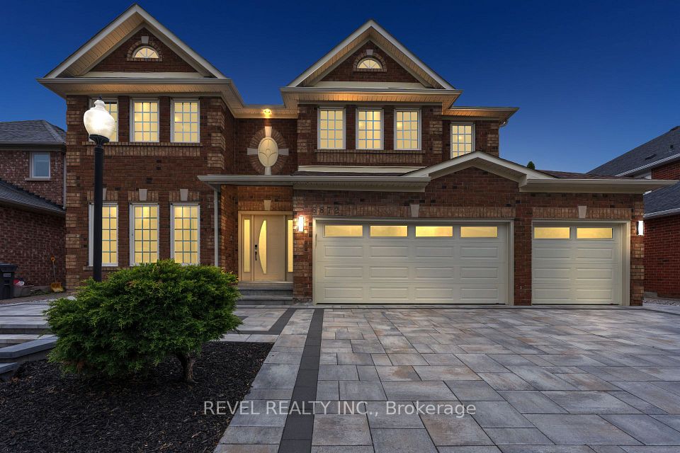 6872 Round Leaf Court, Mississauga, ON L5N 6X6 at 6872 Round Leaf Court, Mississauga, ON L5N 6X6, Mississauga, ON, L5N 6X6