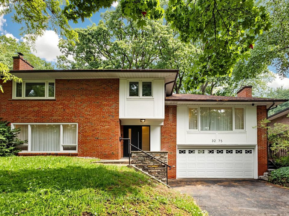 3275 Credit Heights Drive, Mississauga, ON L5C 2L8 at 3275 Credit Heights Drive, Mississauga, ON L5C 2L8, Mississauga, ON, L5C 2L8