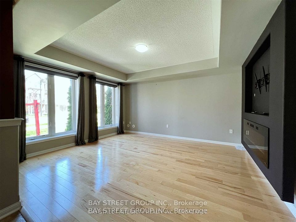 656 Holly Avenue, Milton, ON L9T 0G3 at 656 Holly Avenue, Milton, ON L9T 0G3, Milton, ON, L9T 0G3