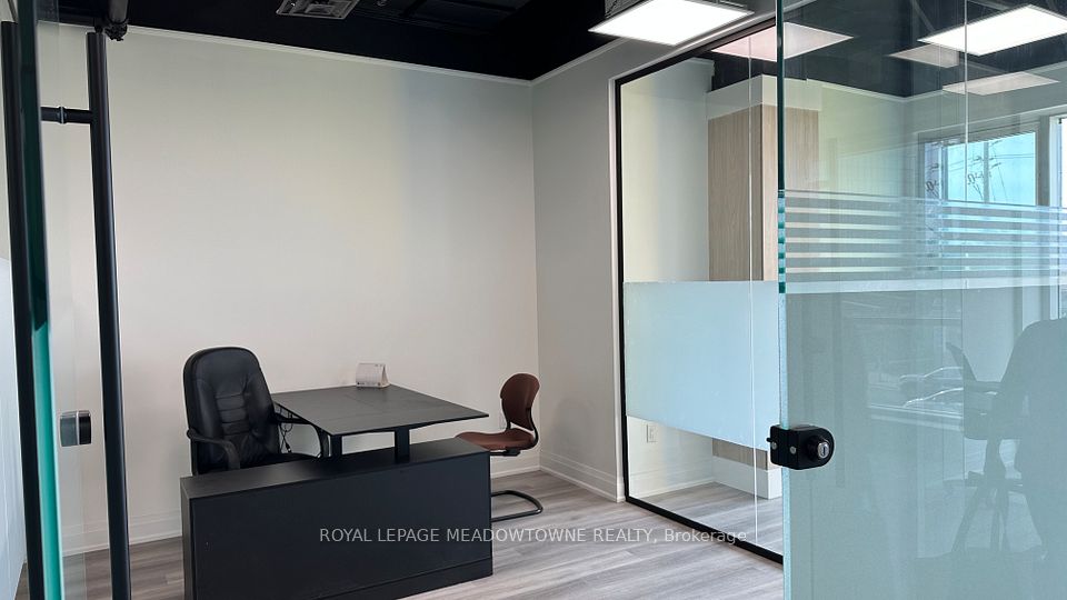 1275 Finch Avenue W 205, Toronto W05, ON M3J 0L5