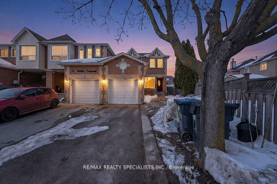 3 Mullis Crescent, Brampton, ON L6Y 4T3 at 3 Mullis Crescent, Brampton, ON L6Y 4T3, Brampton, ON, L6Y 4T3