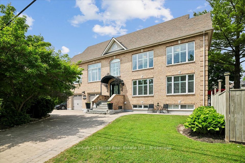 2355 Old Carriage Road, Mississauga, ON L5C 1Y6 at 2355 Old Carriage Road, Mississauga, ON L5C 1Y6, Mississauga, ON, L5C 1Y6