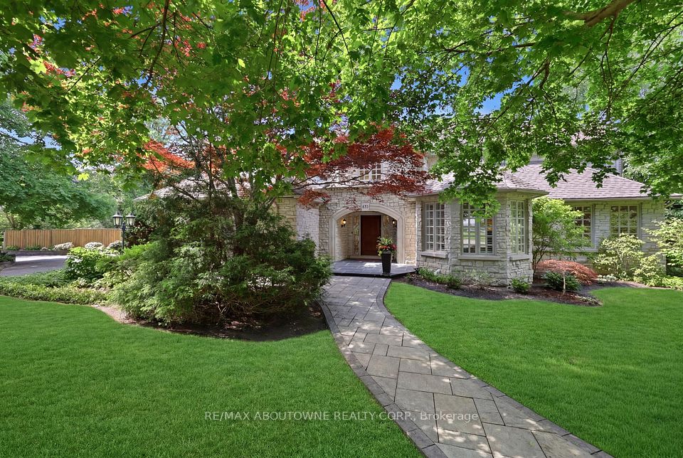 437 Cairncroft Road, Oakville, ON L6J 4N1 at 437 Cairncroft Road, Oakville, ON L6J 4N1, Oakville, ON, L6J 4N1