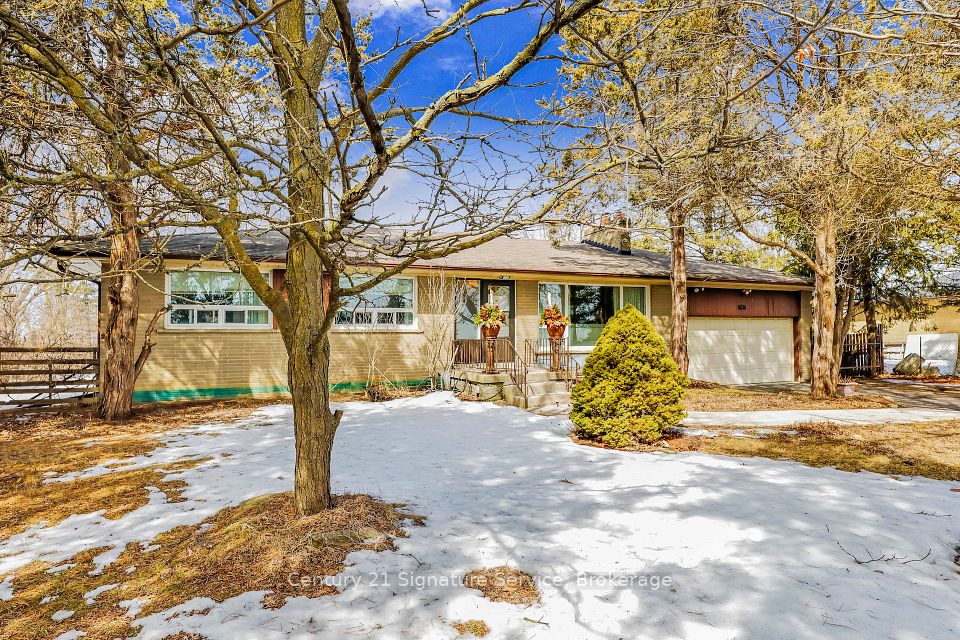 8026 Mayfield Road, Caledon, ON L7E 0W2 at 8026 Mayfield Road, Caledon, ON L7E 0W2, Caledon, ON, L7E 0W2
