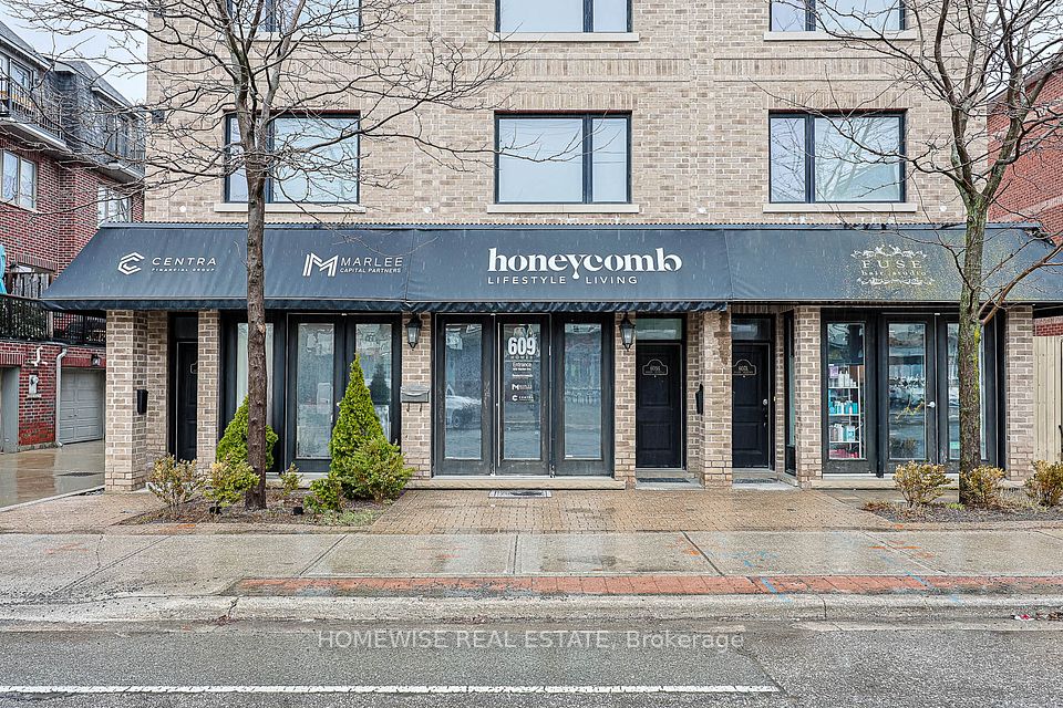 609 Marlee Avenue A, Toronto W04, ON M6B 3J6
