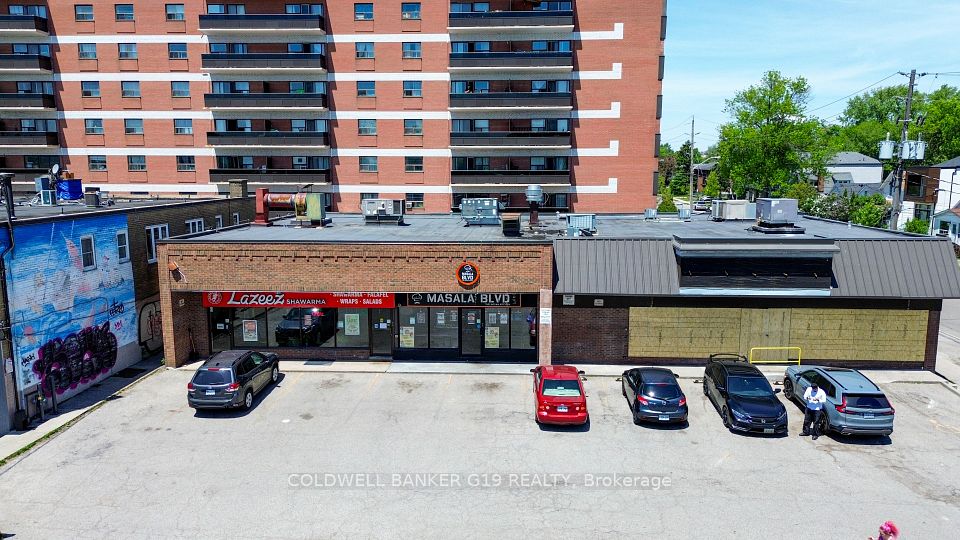 3260 Lake Shore Boulevard W 2, Toronto W06, ON M8V 1M4
