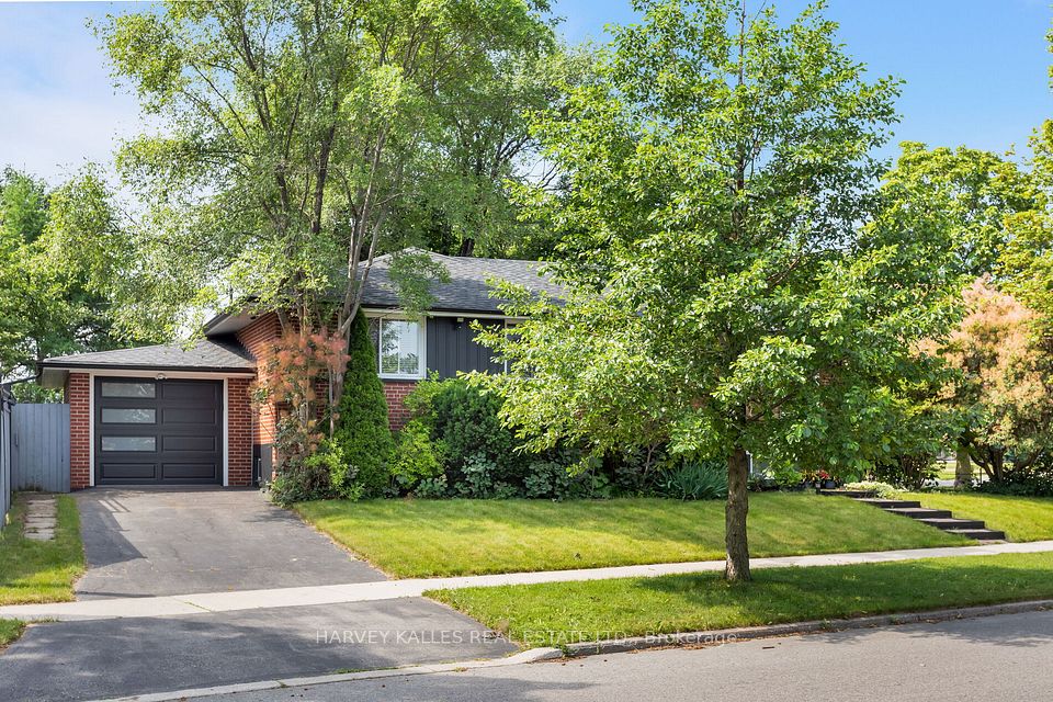 49 Learmont Drive, Toronto, ON M9R 2E9 at 49 Learmont Drive, Toronto, ON M9R 2E9, Toronto W09, ON, M9R 2E9