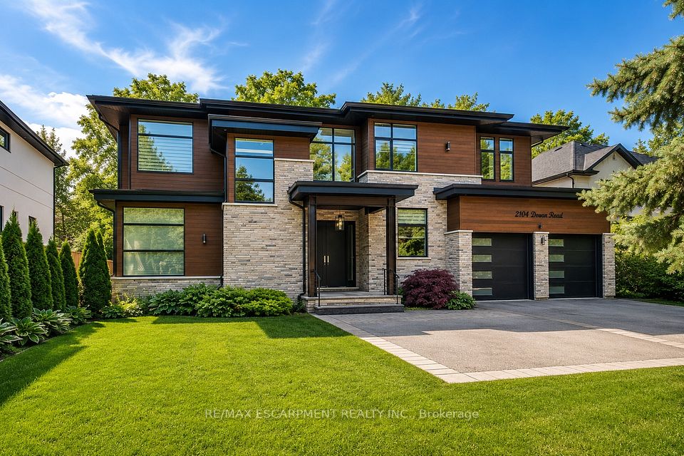 2104 DEVON Road, Oakville, ON L6J 2N2 at 2104 DEVON Road, Oakville, ON L6J 2N2, Oakville, ON, L6J 2N2