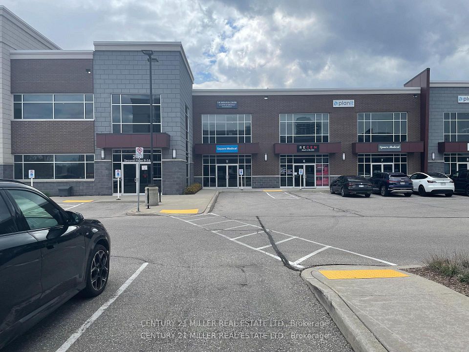 225 SPEERS Road 14, Oakville, ON L6K 0J4