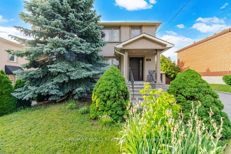 352 Maple Leaf Drive, Toronto, ON M6L 1P6 at 352 Maple Leaf Drive, Toronto, ON M6L 1P6, Toronto W04, ON, M6L 1P6