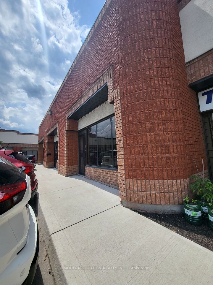 6790 Davand Drive 16, Mississauga, ON L5T 2G5