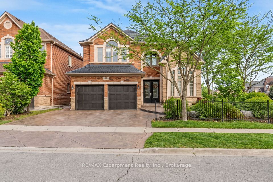 2298 Salcome Drive, Oakville, ON L6H 7N2 at 2298 Salcome Drive, Oakville, ON L6H 7N2, Oakville, ON, L6H 7N2