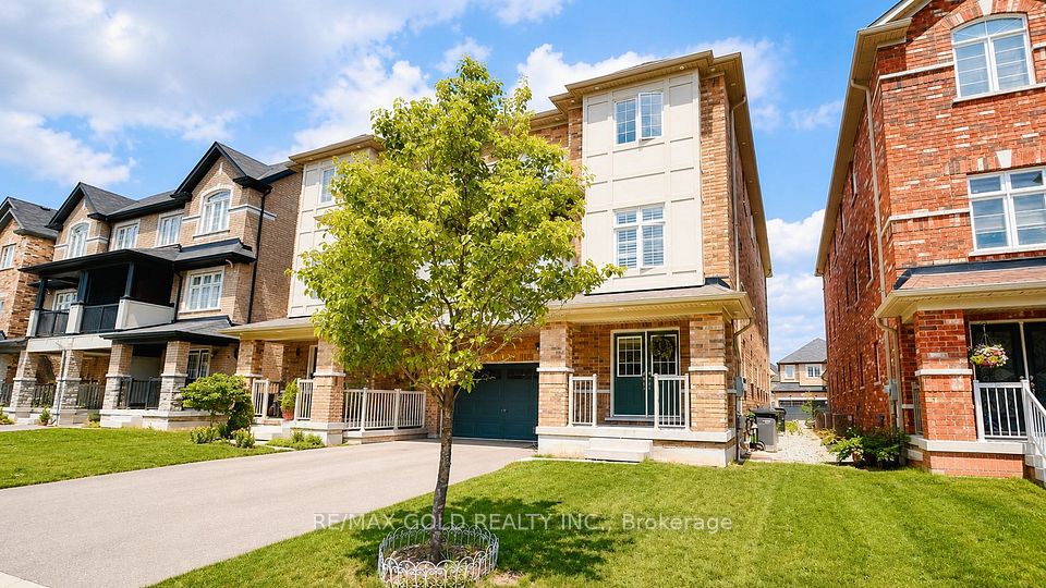 Att/Row/Townhouse at 5 Lowes Hill Circle, Caledon, ON L7C 4H4, Caledon