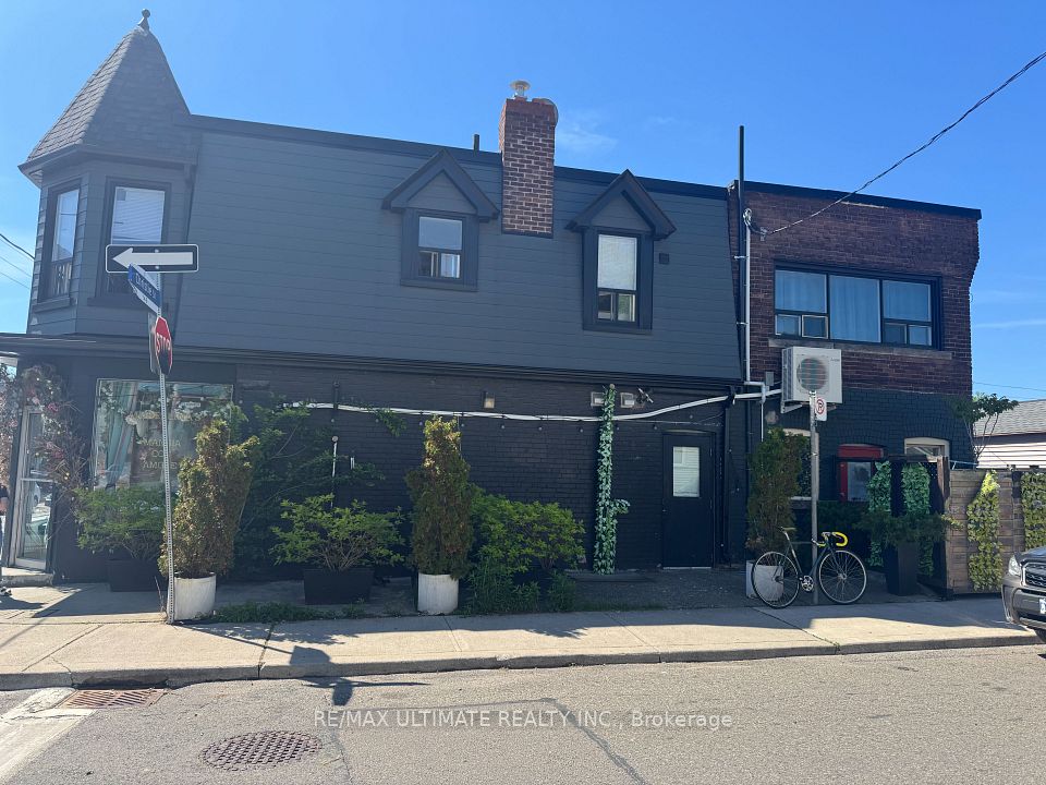 146 Christie Street, Toronto W02, ON M6G 3B4