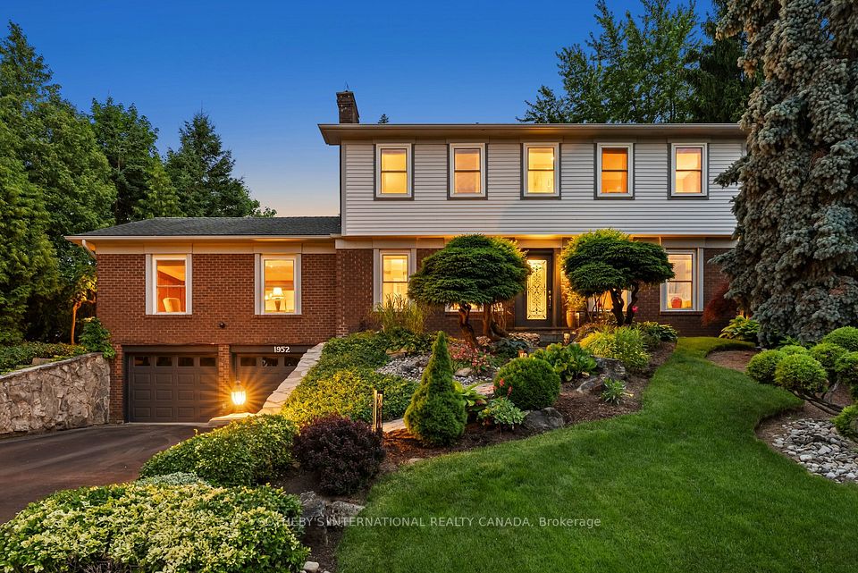 1952 Edenvale Crescent, Burlington, ON L7P 3L9 at 1952 Edenvale Crescent, Burlington, ON L7P 3L9, Burlington, ON, L7P 3L9