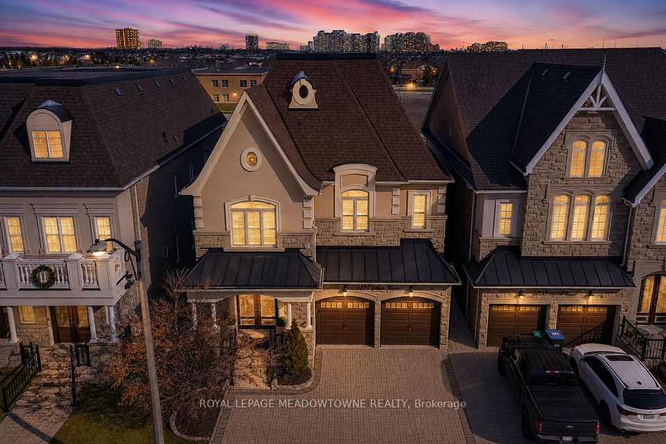 5221 Adobe Court, Mississauga, ON L5M 0K8 at 5221 Adobe Court, Mississauga, ON L5M 0K8, Mississauga, ON, L5M 0K8