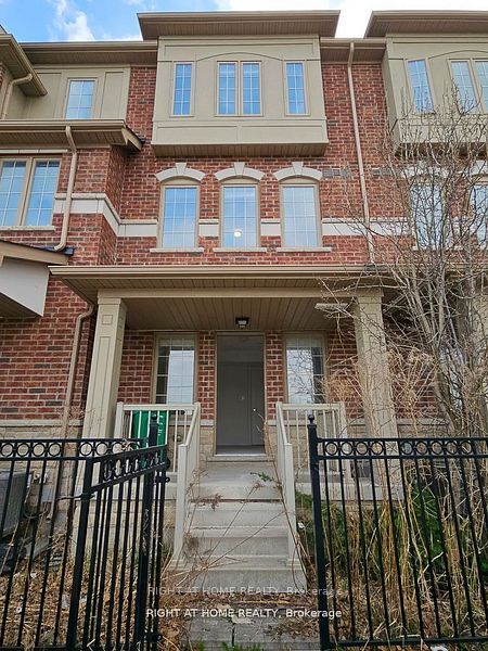 Att/Row/Townhouse at 11 Telegraph Street MAIN, Brampton, ON L6Z 0H9, Brampton