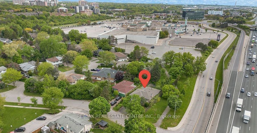 1011 Pearson Drive, Oakville, ON L6H 2Y9 at 1011 Pearson Drive, Oakville, ON L6H 2Y9, Oakville, ON, L6H 2Y9