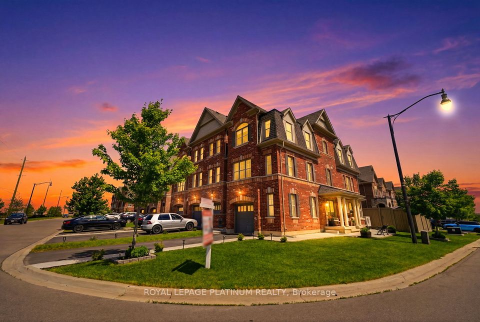 Att/Row/Townhouse at 37 Padbury Trail, Brampton, ON L7A 4V2, Brampton
