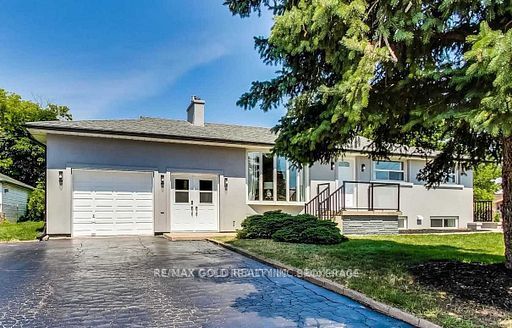 Detached at 237 Weighton (Upper) Drive, Oakville, ON L6K 2P9, Oakville