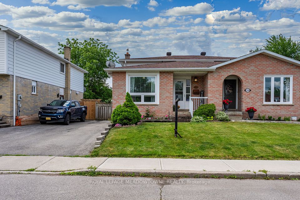 Semi-Detached  at 390A Guelph Street, Halton Hills, ON L7G 4B7, Halton Hills