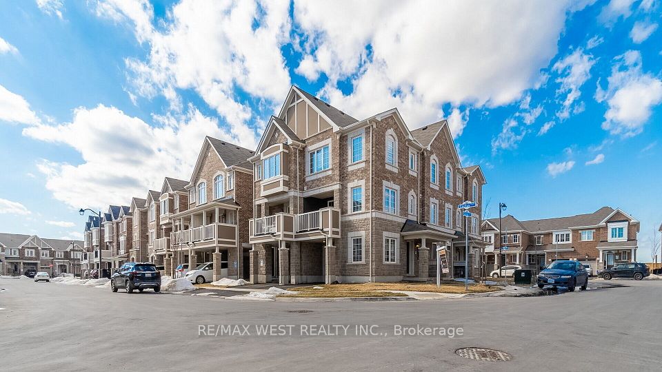 Att/Row/Townhouse at 899 Cactus Point, Milton, ON L9E 1R9, Milton