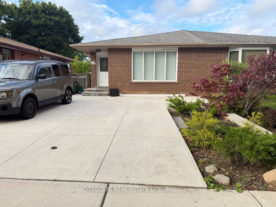 Semi-Detached  at 135 Bonham Bsmt Boulevard BSMT A, Mississauga, ON L5M 1C8, Mississauga