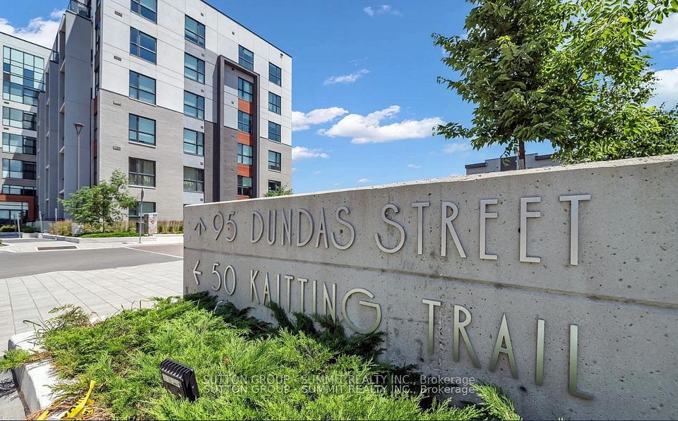 Condo Apartment at 95 DUNDAS Street 110, Oakville, ON L6M 5N4, Oakville