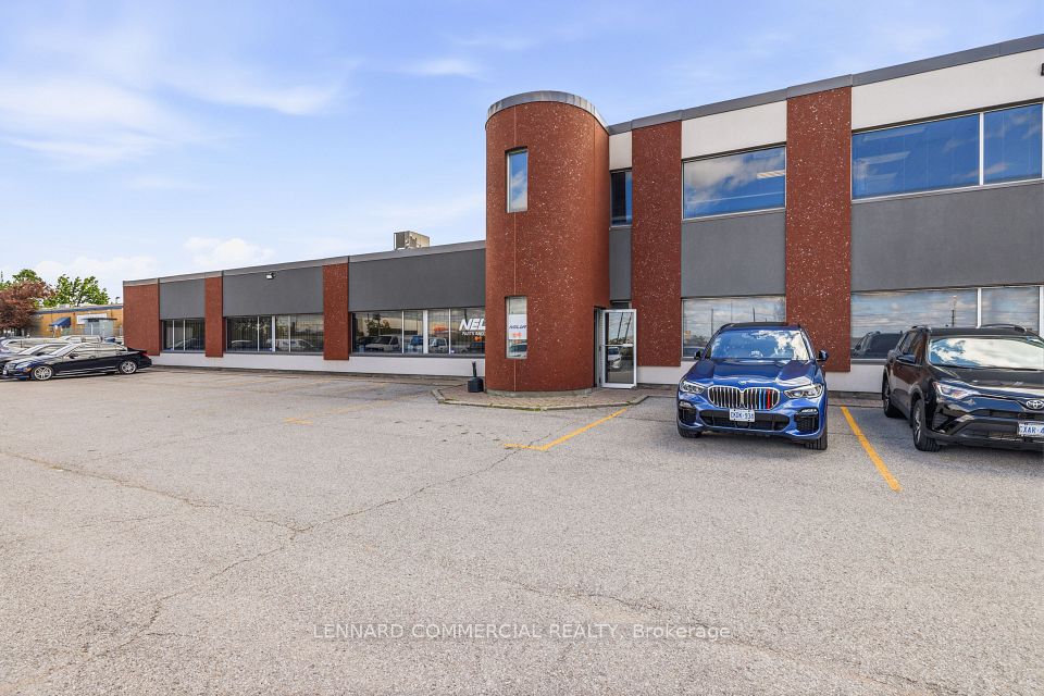 150 Norfinch Drive 5, Toronto, ON M3N 1X6