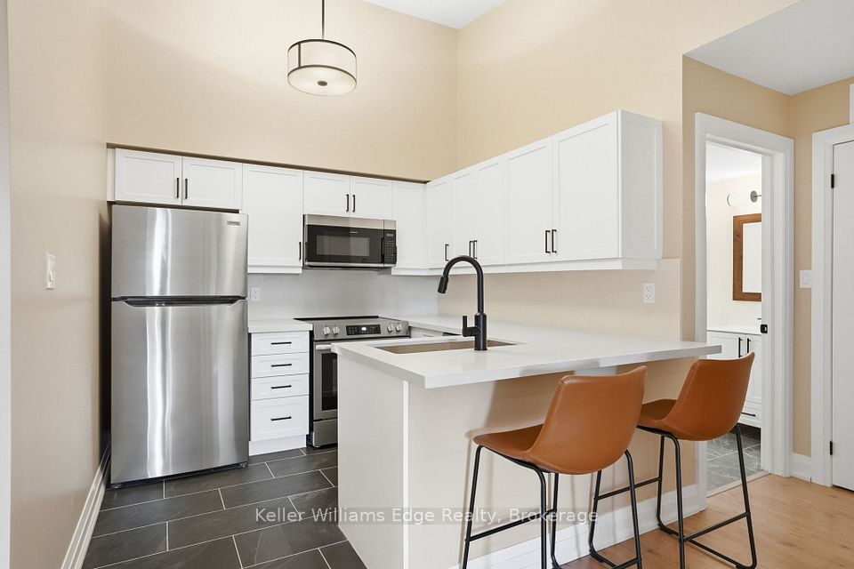 Condo Apartment at 2075 Appleby Line 406, Burlington, ON L7L 7H3, Burlington