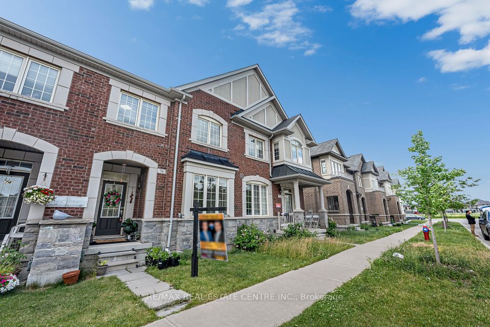 Att/Row/Townhouse at 76 Saint Dennis Road, Brampton, ON L6R 3Z2, Brampton