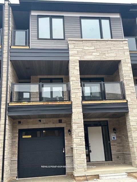Att/Row/Townhouse at 1557 Moonseed Place E, Milton, ON L9T 7E7, Milton