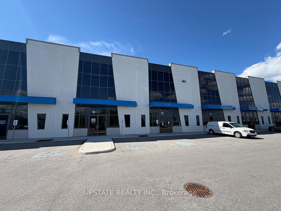 25 Newkirk Court 10, Brampton, ON L6Z 0J8