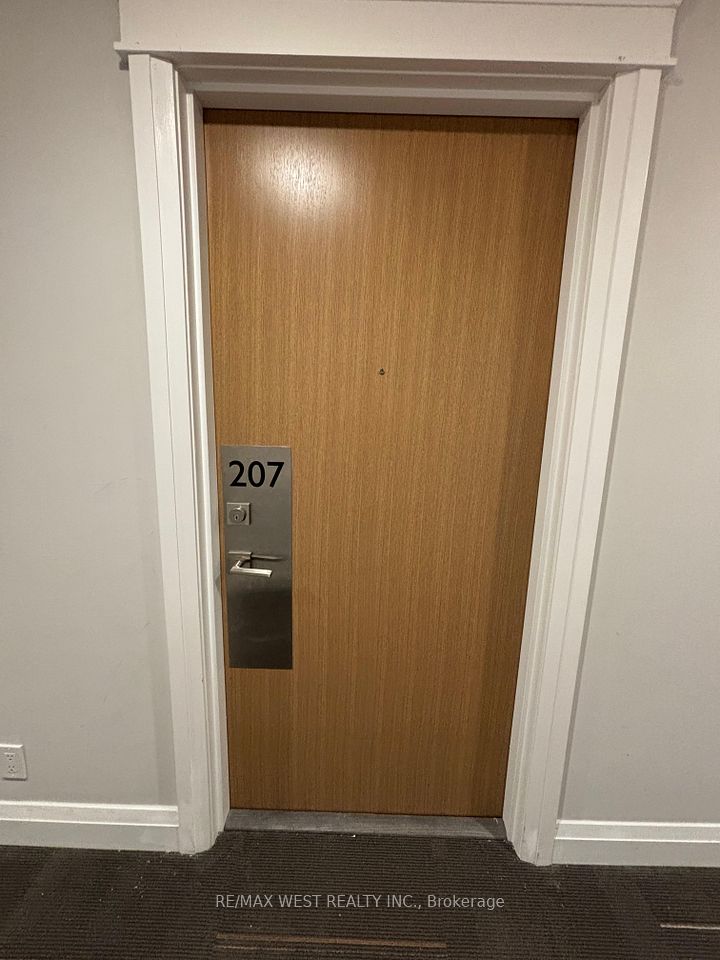 Condo Apartment at 128 Grovewood Common 207, Oakville, ON L6H 0X3, Oakville