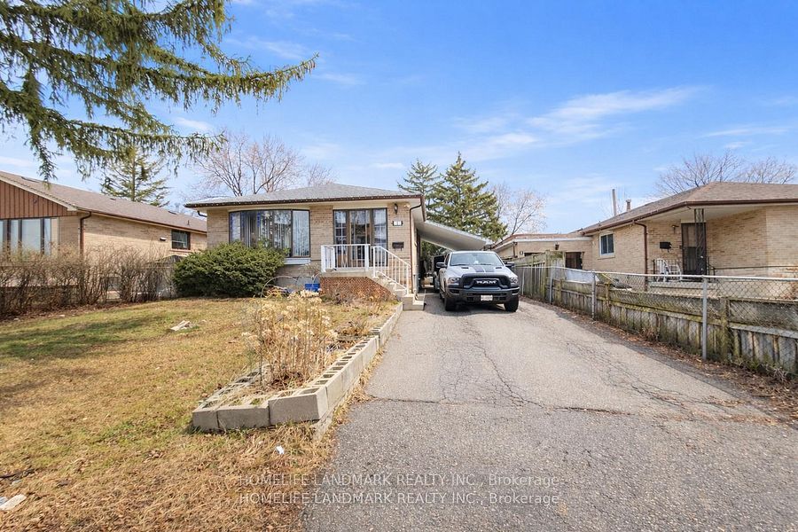 7 Burtonwood Crescent, Toronto, ON M9V 3L9 at 7 Burtonwood Crescent, Toronto, ON M9V 3L9, Toronto W10, ON, M9V 3L9