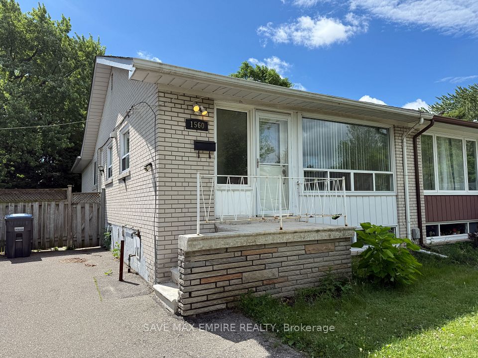 Semi-Detached  at 1560 Sandgate Crescent, Mississauga, ON L5J 2E5, Mississauga