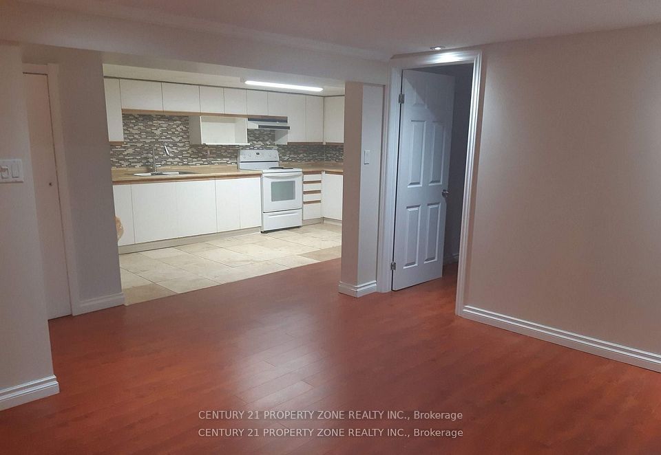 Semi-Detached  at 164 Earnscliffe Circle Lower, Brampton, ON L6T 2B7, Brampton