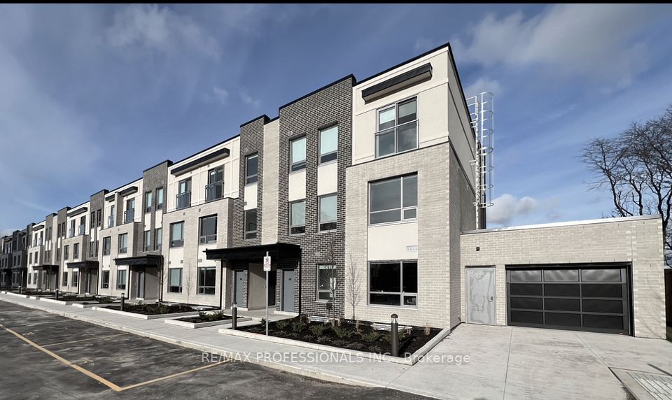 Att/Row/Townhouse at 62 Dixfield Drive 121, Toronto W08, ON M9C 3W1, Toronto W08