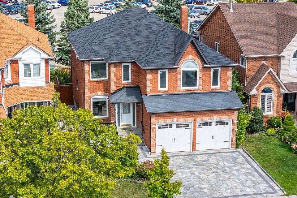 Detached at 5217 Fallingbrook Drive, Mississauga, ON L5V 1N7, Mississauga