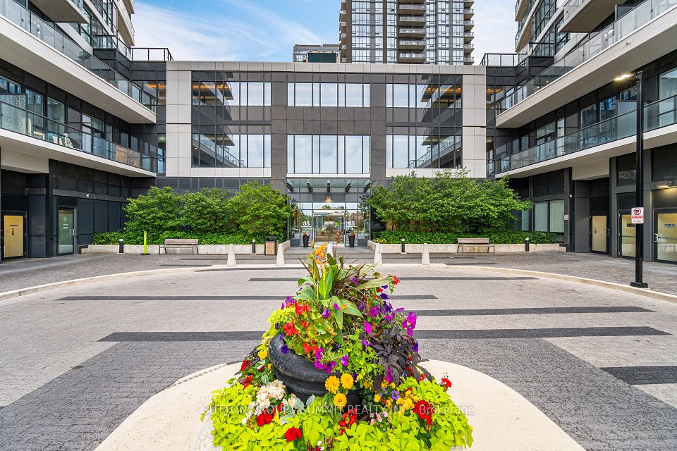 Condo Apartment at 35 Watergarden Drive 1814, Mississauga, ON L5R 0G8, Mississauga