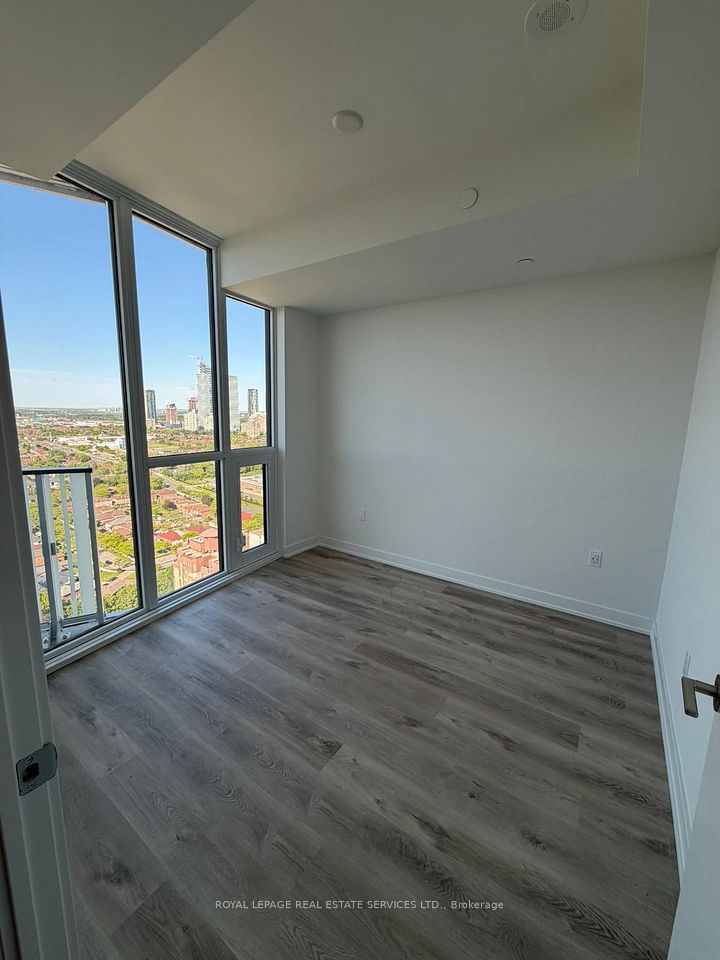 Condo Apartment at 1 Fairview Road E 3110, Mississauga, ON L5A 4C6, Mississauga