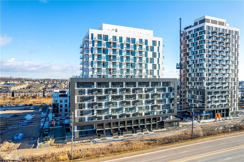 Condo Apartment at 345 Wheat Boom Drive 906, Oakville, ON L6H 7X4, Oakville