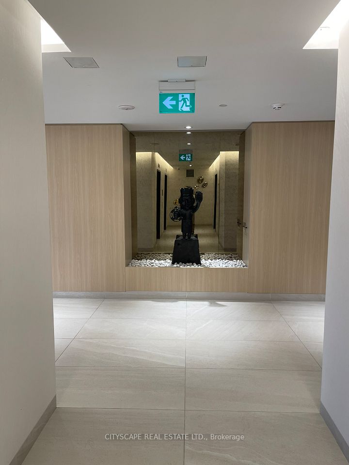Condo Apartment at 1 Fairview Road E 3109, Mississauga, ON L5A 0B4, Mississauga