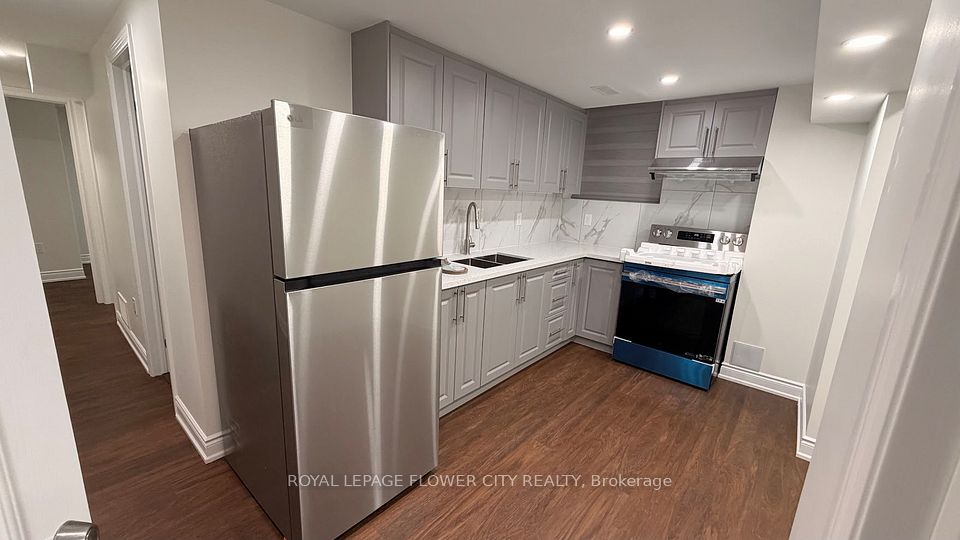 Detached at 54 Pembrook Street Basement, Caledon, ON L7E 4M7, Caledon