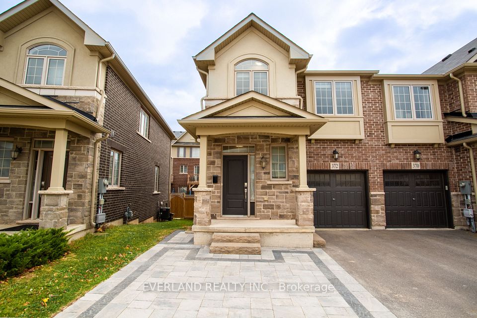 Att/Row/Townhouse at 372 Threshing Mill Boulevard, Oakville, ON L6H 0P6, Oakville