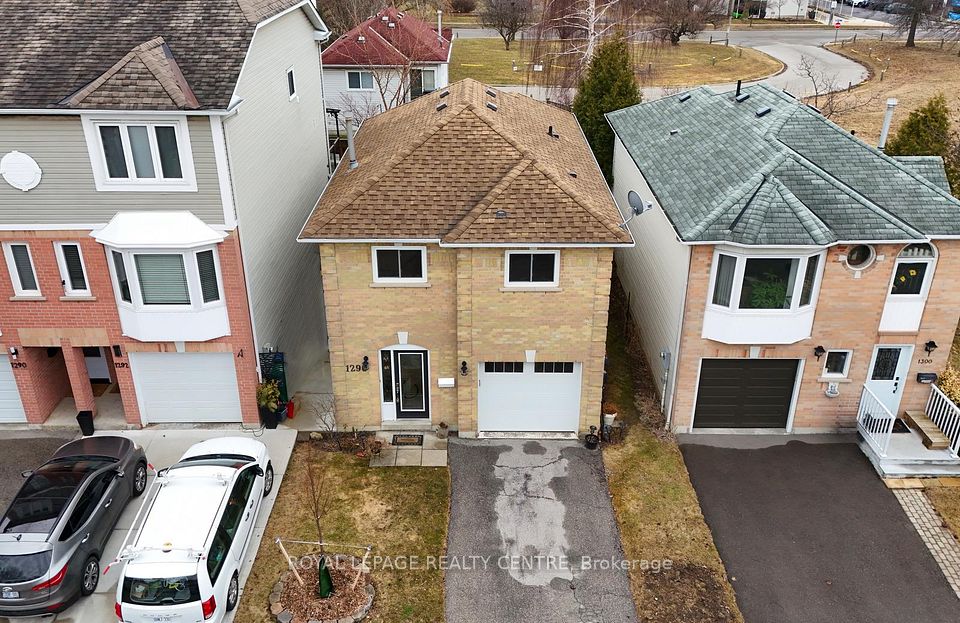 Detached at 1296 Woodhill Court, Mississauga, ON L5E 3H1, Mississauga