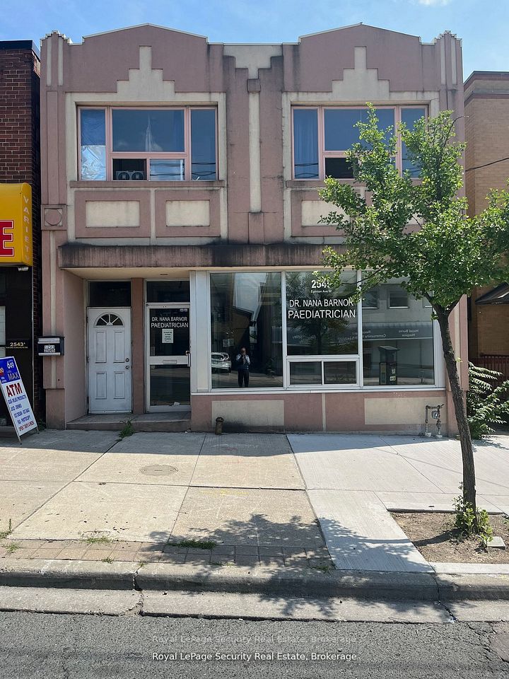 2545 Eglinton Avenue W, Toronto, ON M6M 1T2