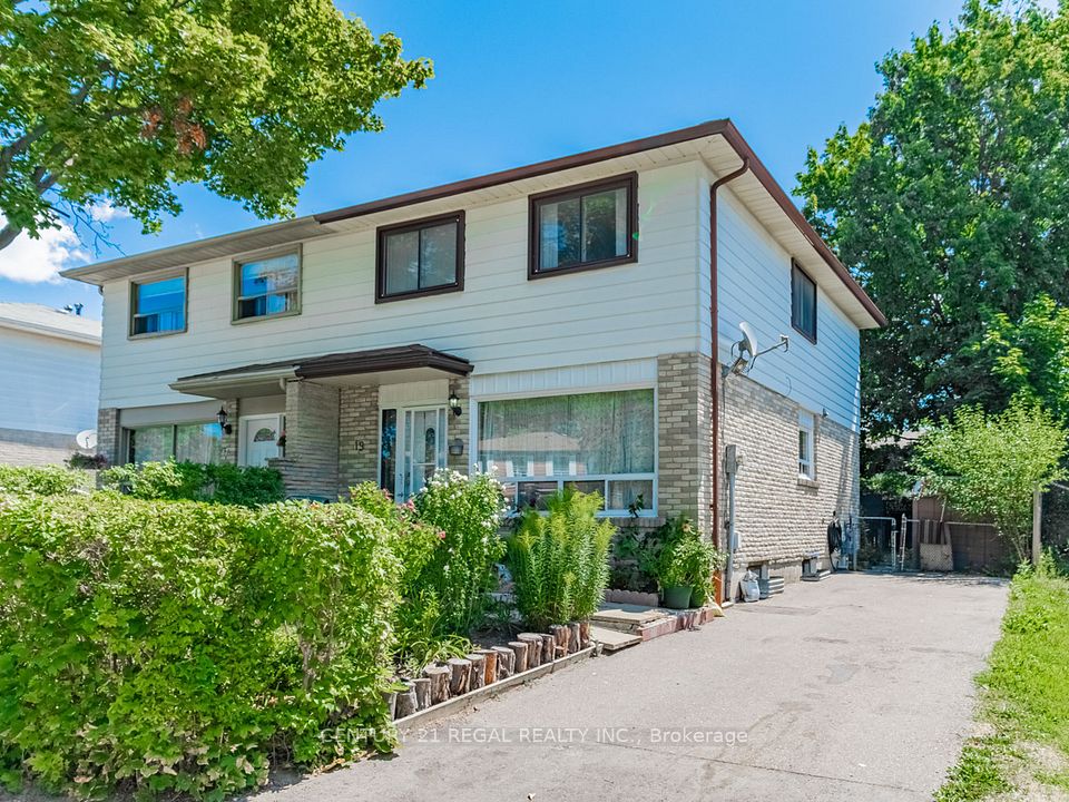 Semi-Detached  at 19 Carberry Crescent, Brampton, ON L6V 2G1, Brampton